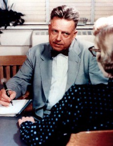Alfred Kinsey interviewing a woman