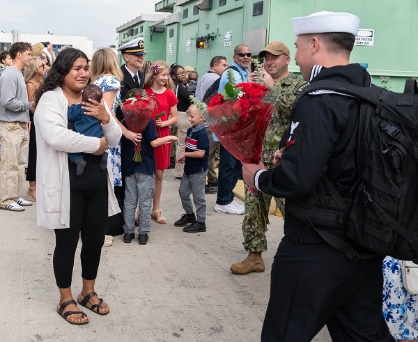 Military Homecoming USS Russell